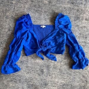 Stunning blue cropped tie top